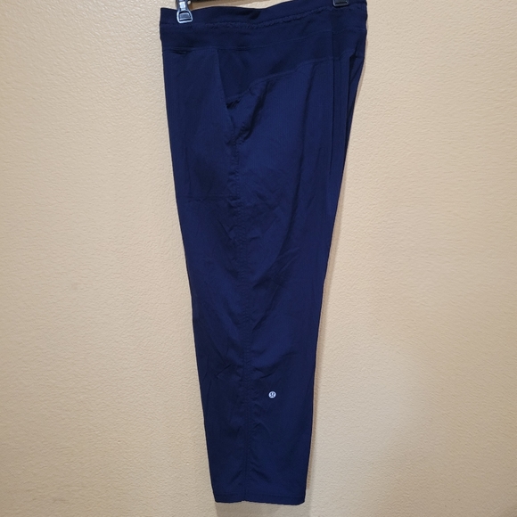 Lululemon pants - Picture 1 of 11